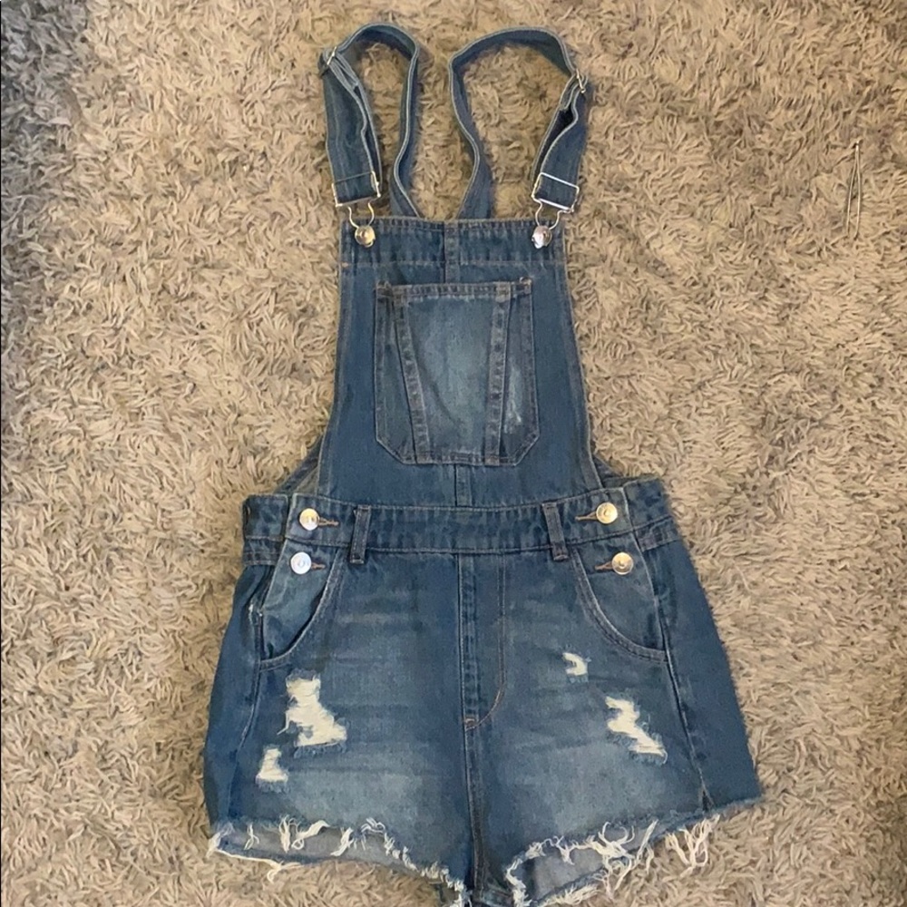 Sold—H&M overalls
